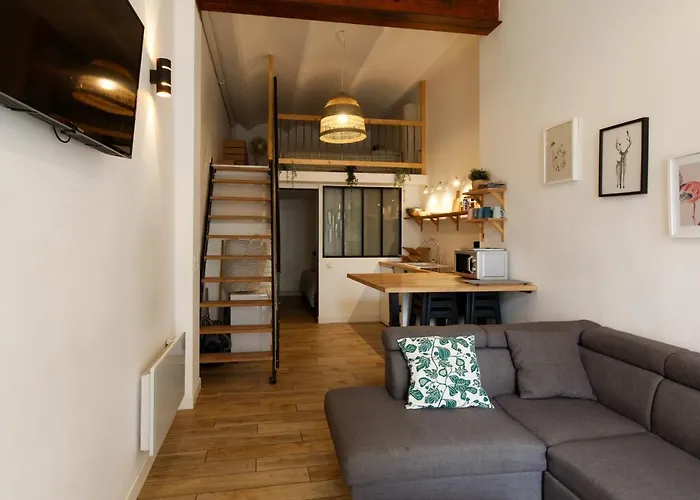 Sleep In Montpellier, Molly, Centre, Gare, 2 Ch, Tram St-Denis