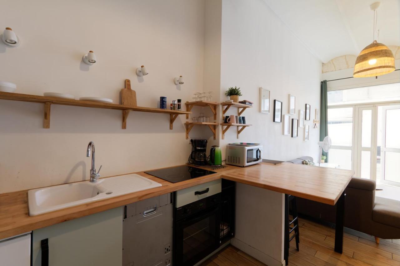 Apartment Sleep In Montpellier, Molly, Centre, Gare, 2 Ch, Tram St-denis Montpellier