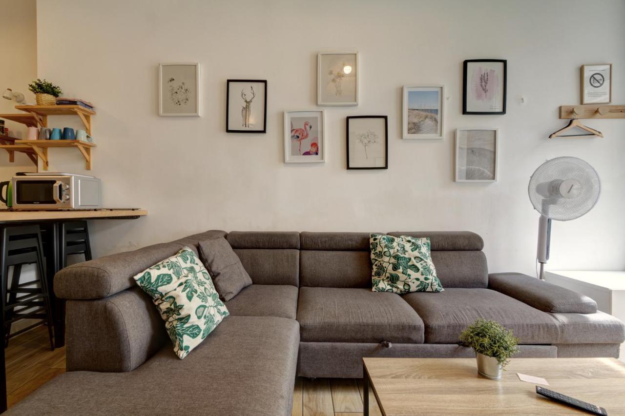 Sleep In Montpellier, Molly, Centre, Gare, 2 Ch, Tram St-denis * Montpellier